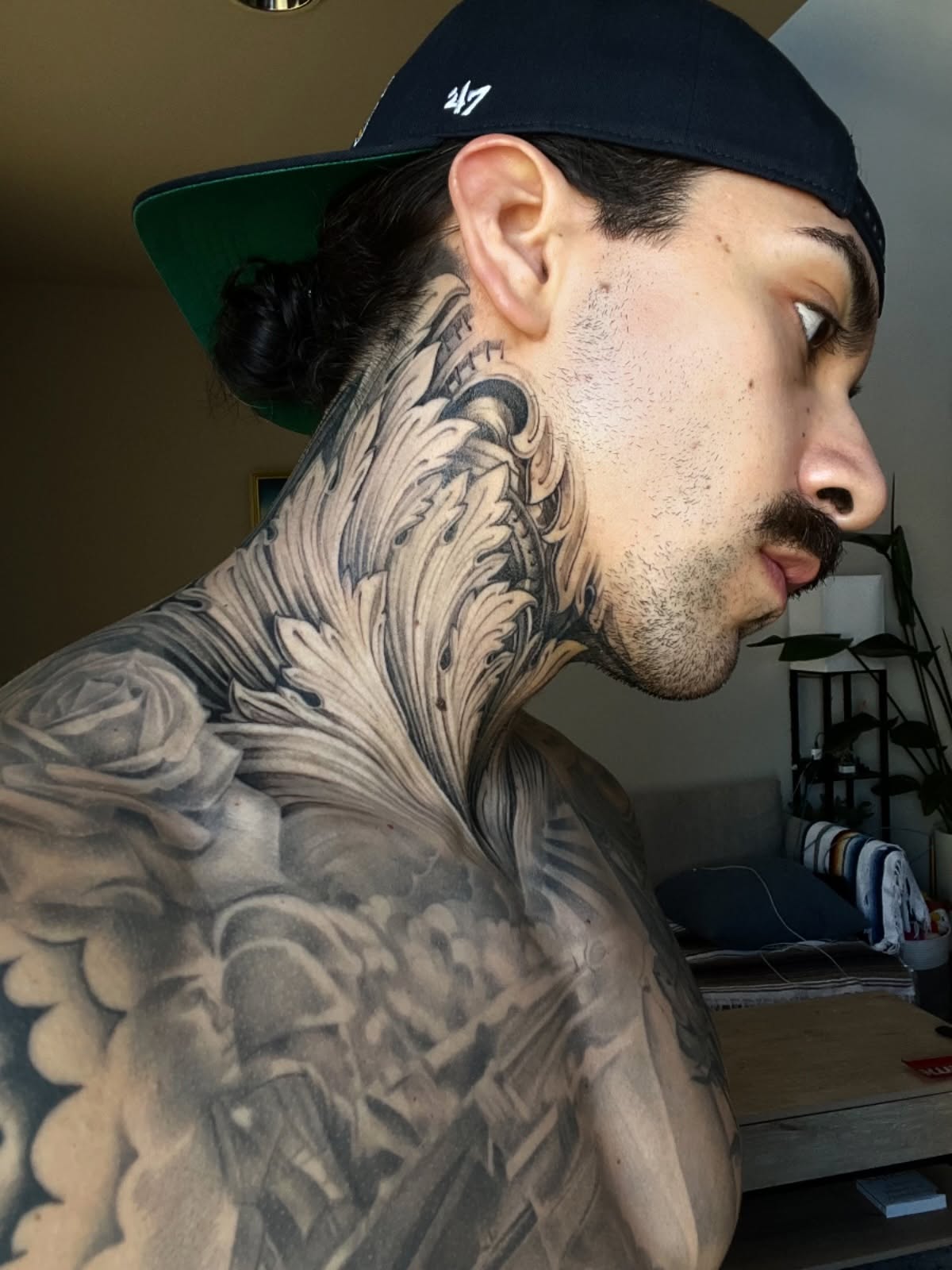 Ornamentik — tatovering fra Mads Thill, Flid Tattoo Roskilde